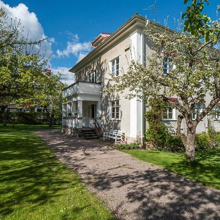 Vandrarhemmet Oestergatan Skövde Esterno foto