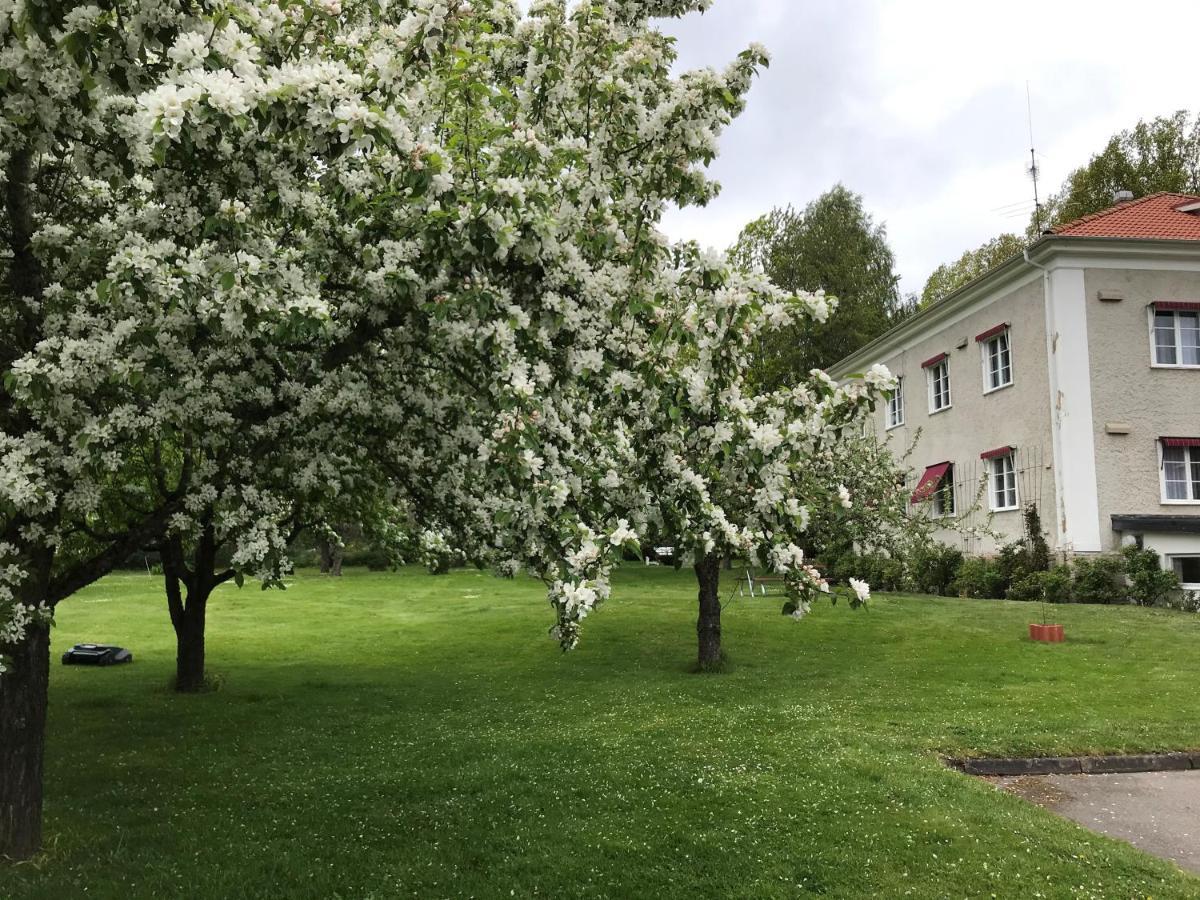 Vandrarhemmet Oestergatan Skövde Esterno foto